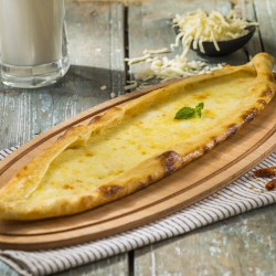 Kaşarlı Pide