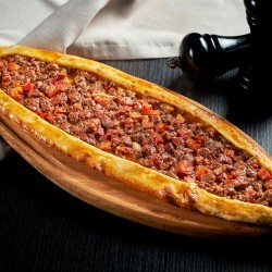 Kuşbaşılı Pide